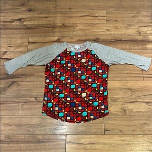 LuLaRoe Red Geometric Raglan Top with Gray Sleeves